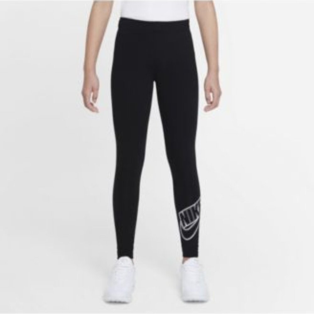Nike Big Girls Sportswear Favourites